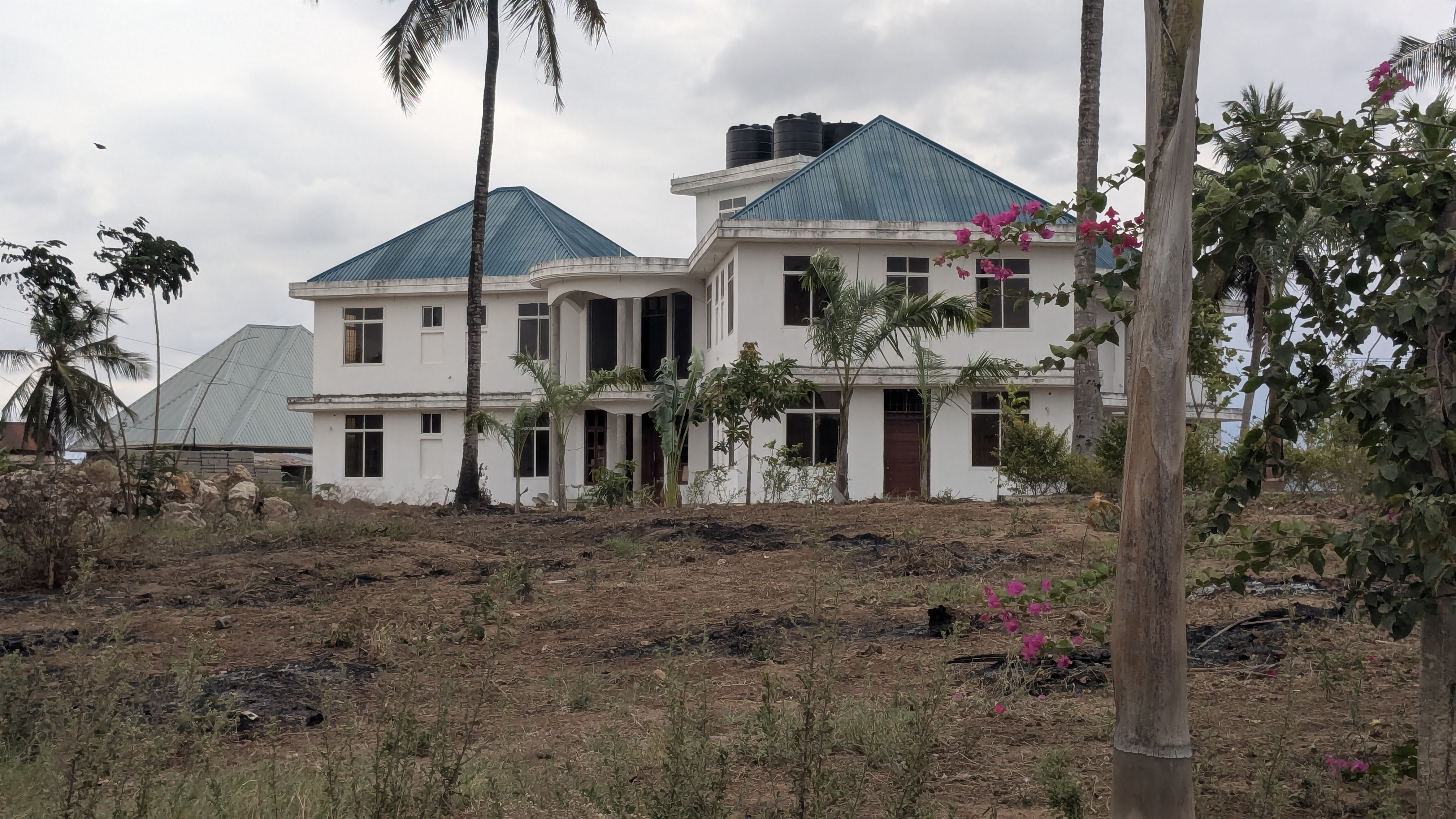 Apartment Kali sana asee - Image 1